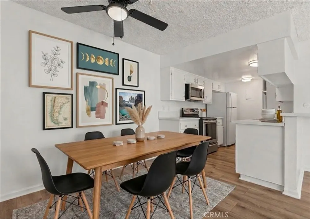 8649 Sunland Boulevard #5 Sun Valley, CA 91352