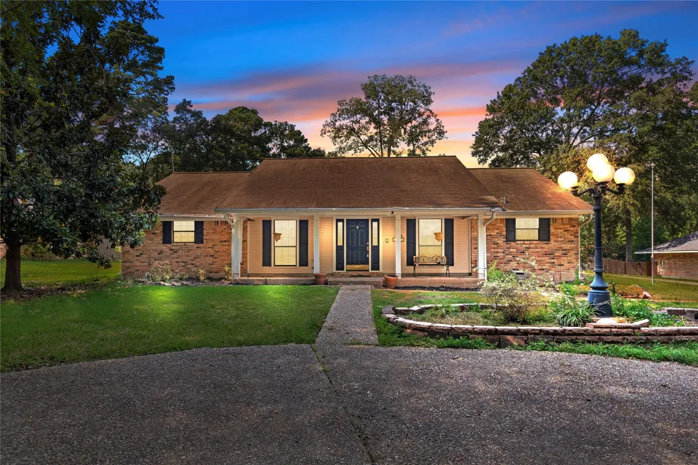 9803 Chase Island Drive