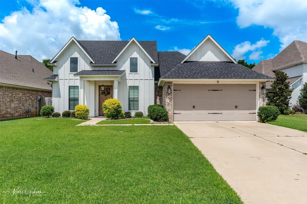 207 Jamestowne Boulevard