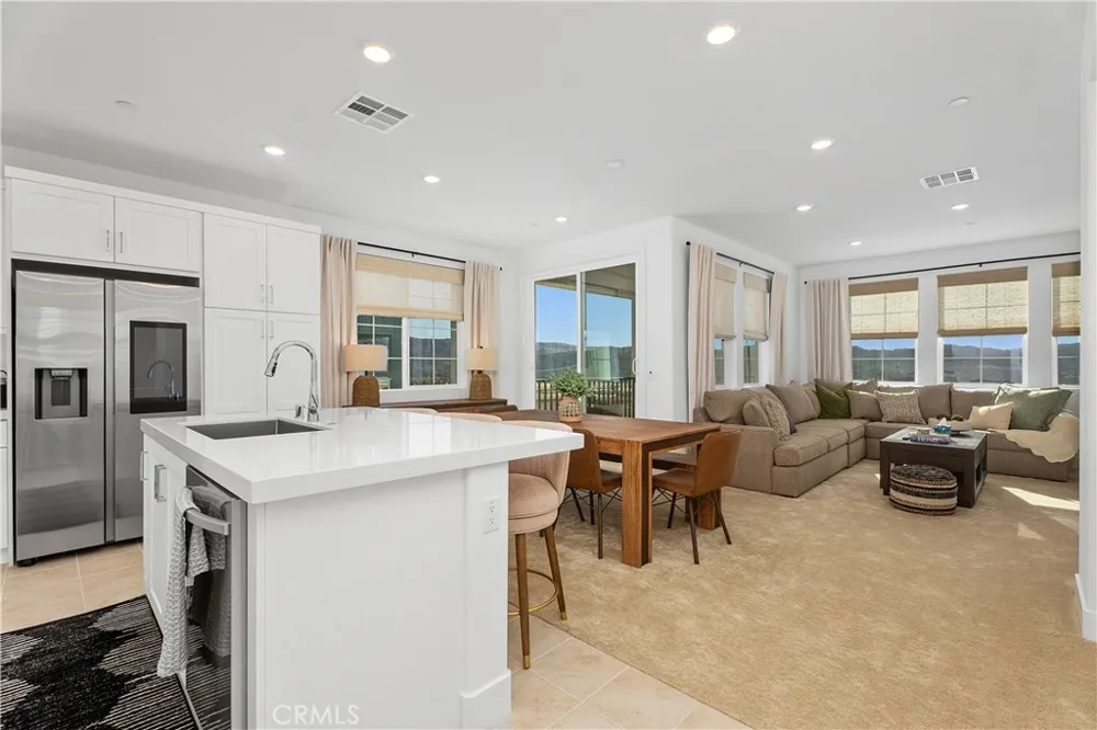 262 Heartland Way Rancho Mission Viejo, CA 92694