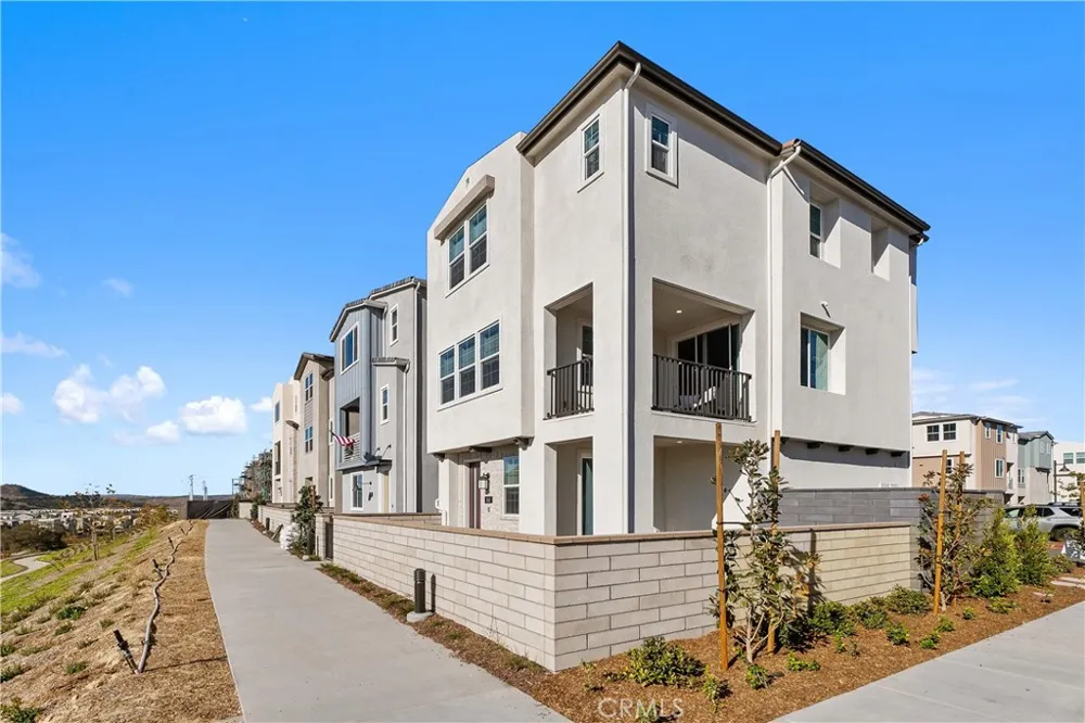 262 Heartland Way Rancho Mission Viejo, CA 92694