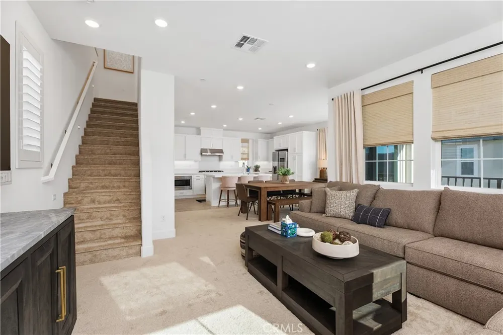 262 Heartland Way Rancho Mission Viejo, CA 92694