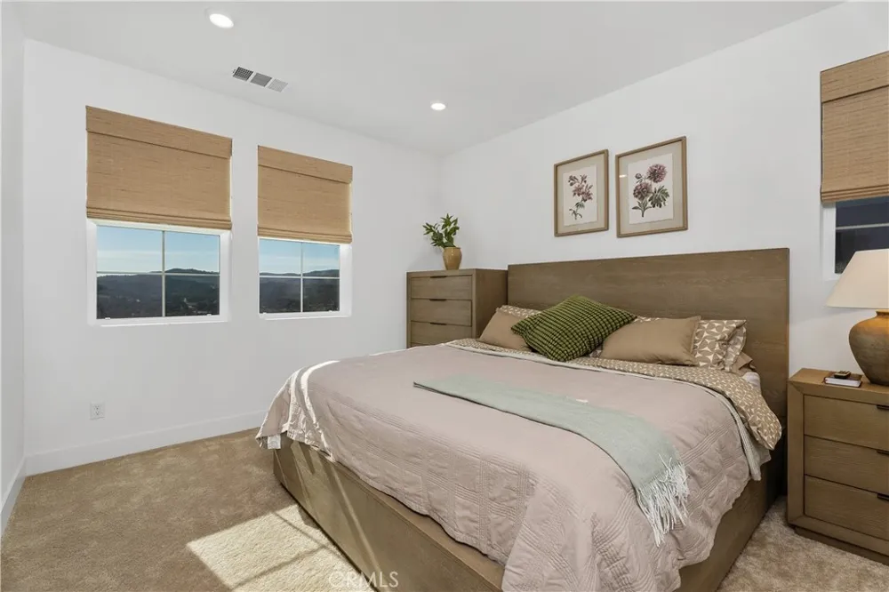 262 Heartland Way Rancho Mission Viejo, CA 92694