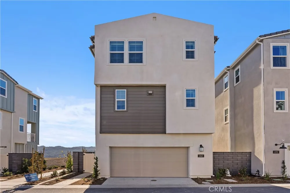 262 Heartland Way Rancho Mission Viejo, CA 92694