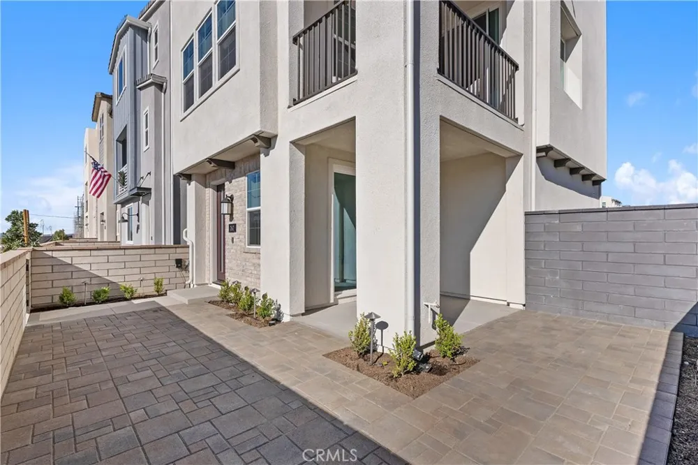 262 Heartland Way Rancho Mission Viejo, CA 92694