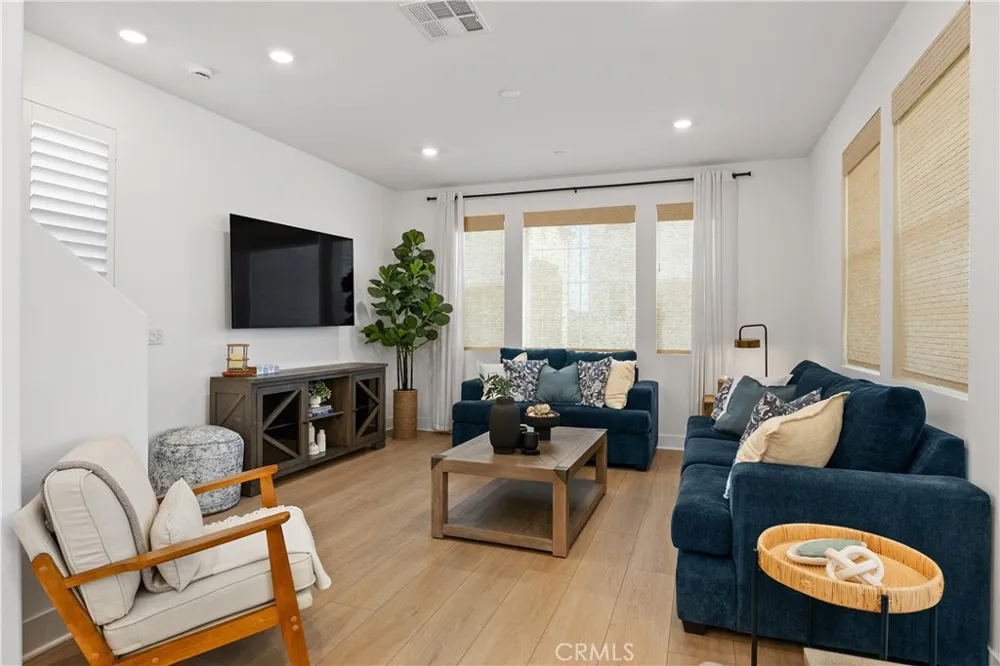 291 Heartland Way Rancho Mission Viejo, CA 92694