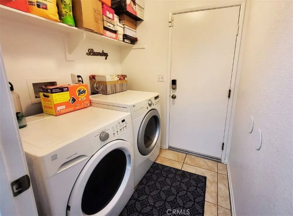 15249 Braxton Adelanto, CA 92301