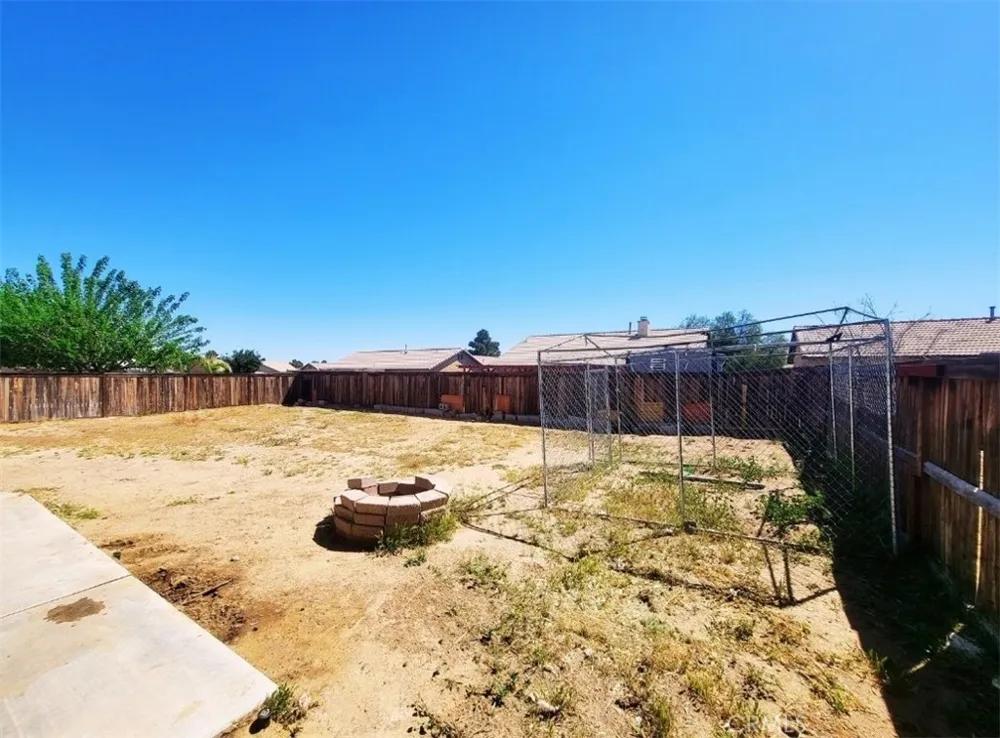 15249 Braxton Adelanto, CA 92301