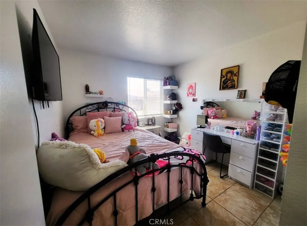 15249 Braxton Adelanto, CA 92301