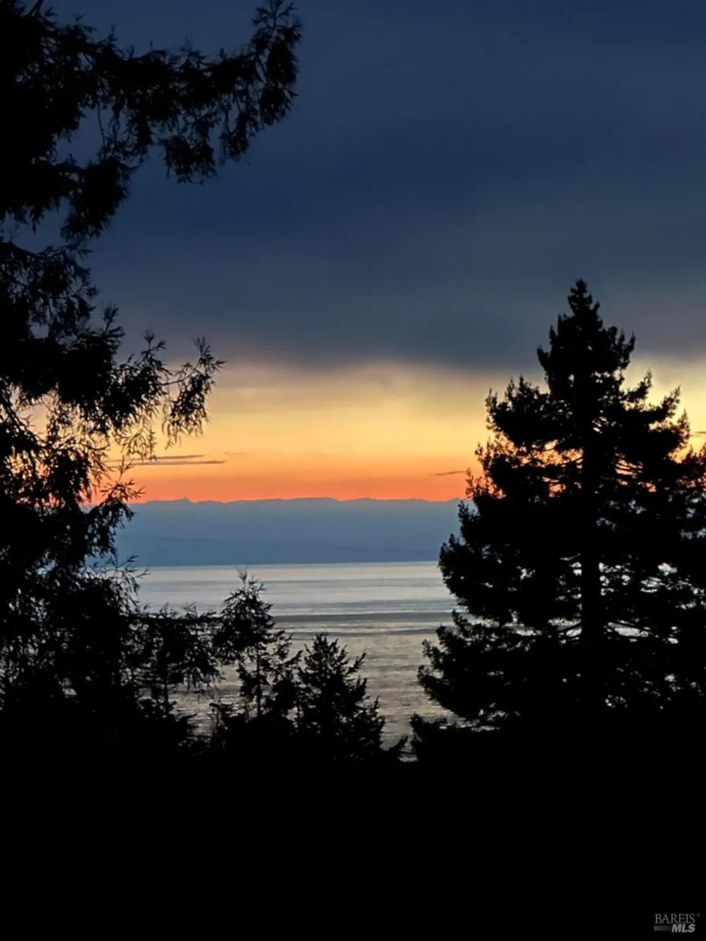 35520 Ocean View Court Gualala, CA 95445