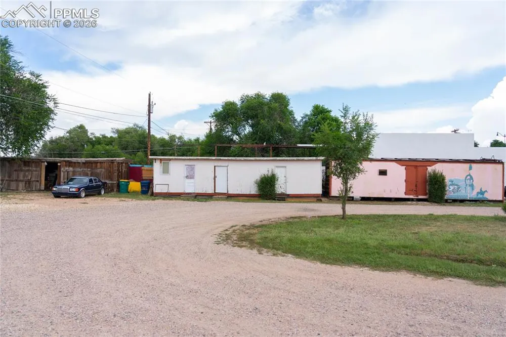 325 S Santa Fe Avenue #1-3 Fountain, CO 80817