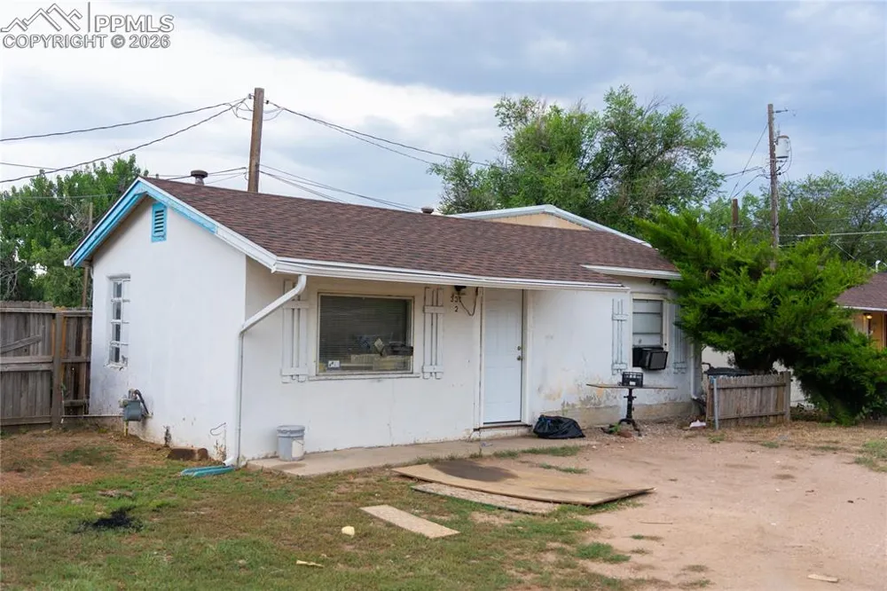 325 S Santa Fe Avenue #1-3 Fountain, CO 80817