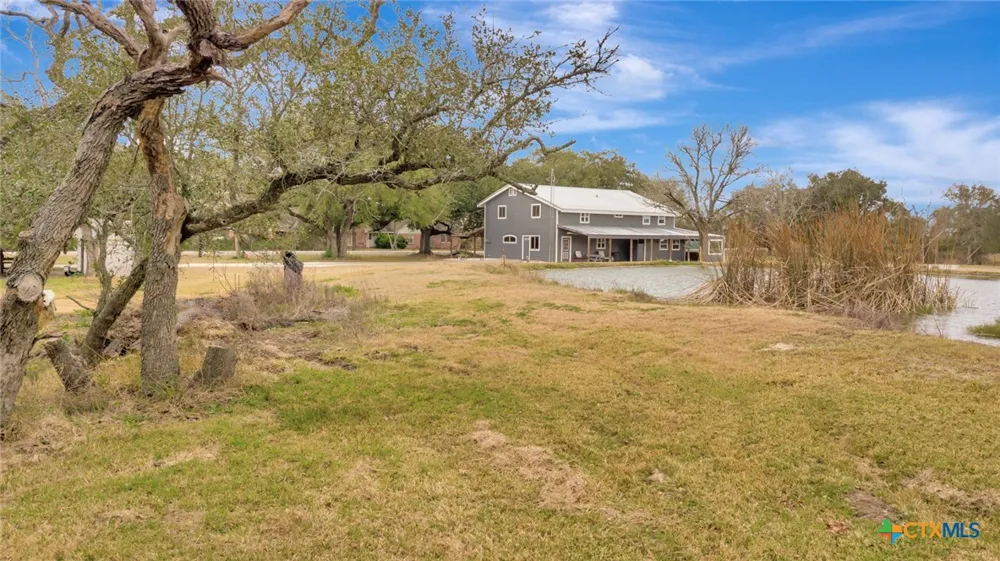 1710 County Road 399 Louise, TX 77455