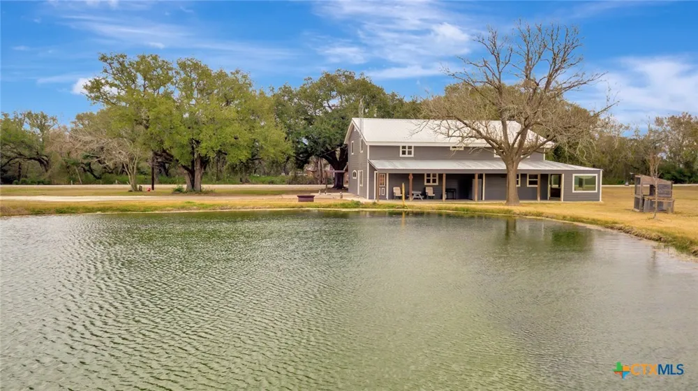 1710 County Road 399 Louise, TX 77455