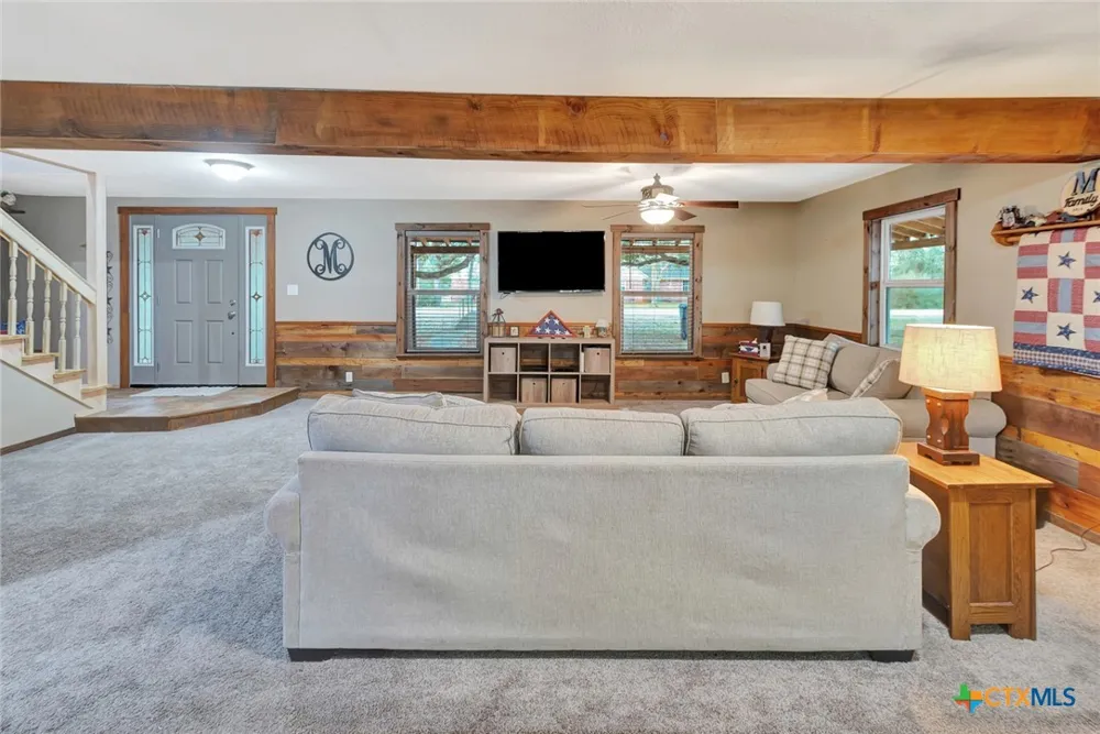 1710 County Road 399 Louise, TX 77455