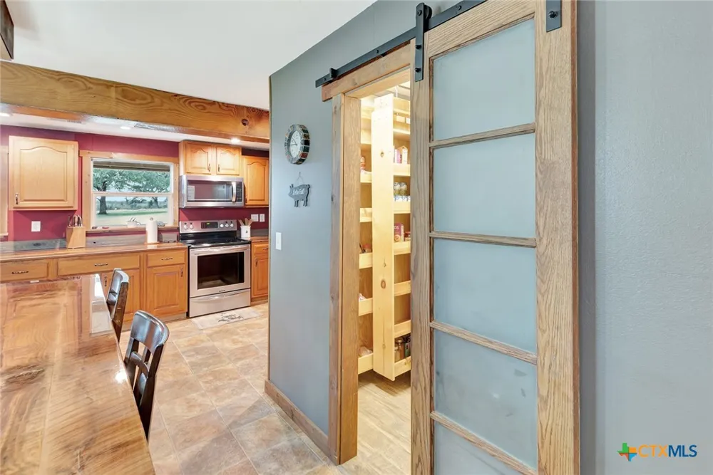 1710 County Road 399 Louise, TX 77455