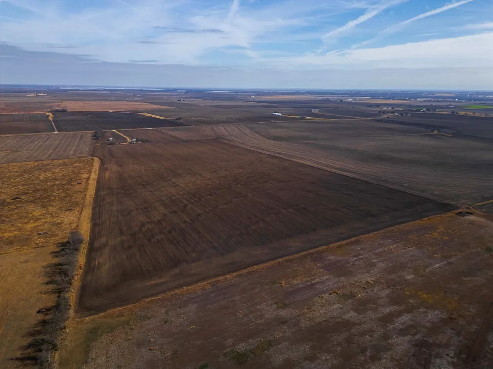 1251 County Road 340 Granger, TX 76530