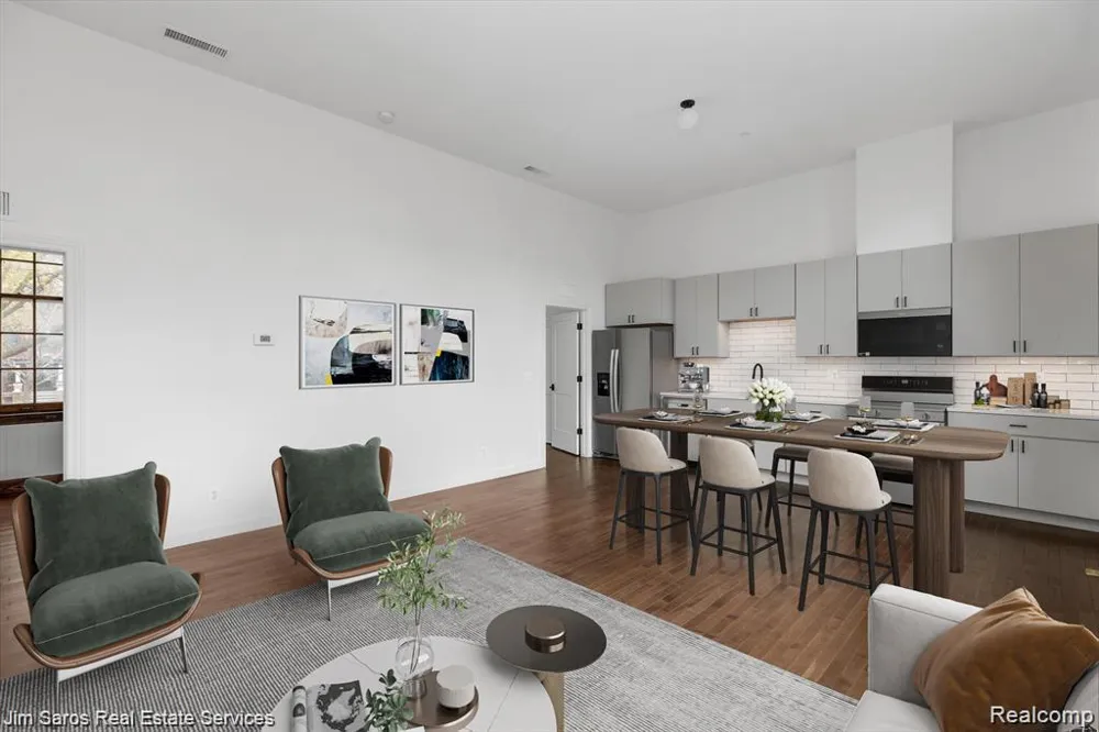 389 Saint Clair Avenue Grosse Pointe City, MI 48230
