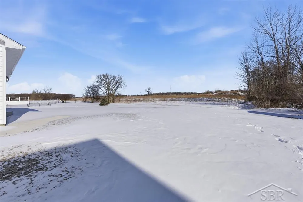 4521 E Crossroads Drive Monitor Charter Township, MI 48706