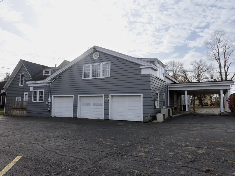 208 W Erie Street Albion City, MI 49224