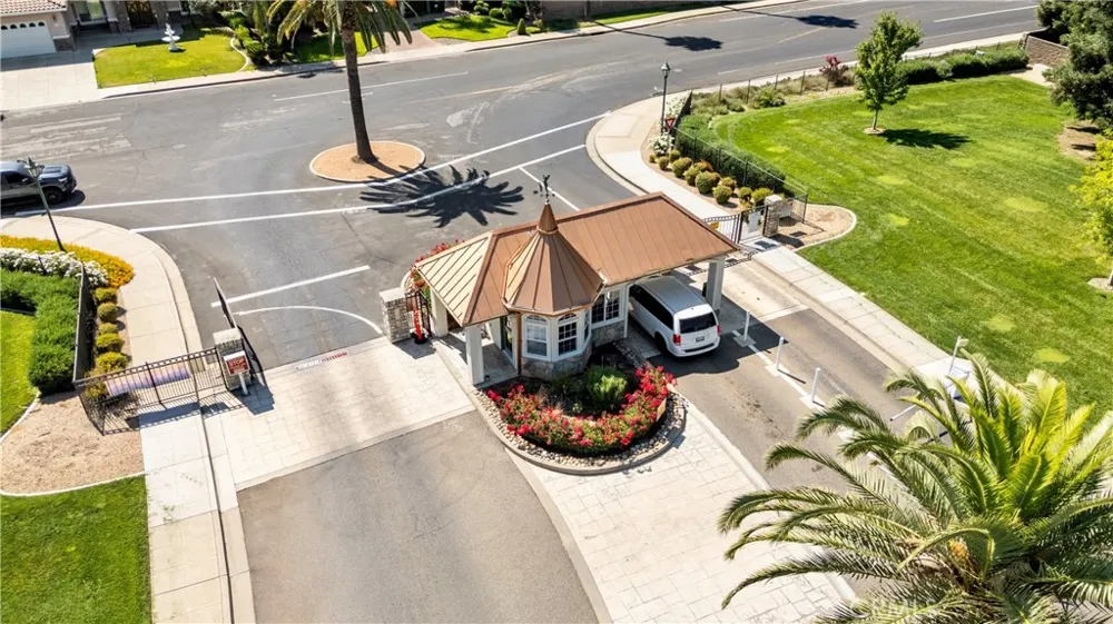 10315 Keystone Drive Chowchilla, CA 93610