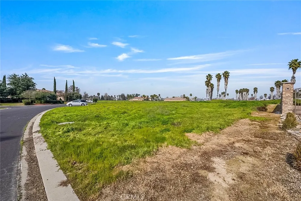 10315 Keystone Drive Chowchilla, CA 93610