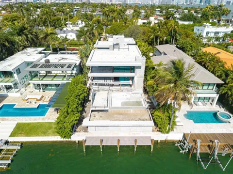 333 E Rivo Alto Dr