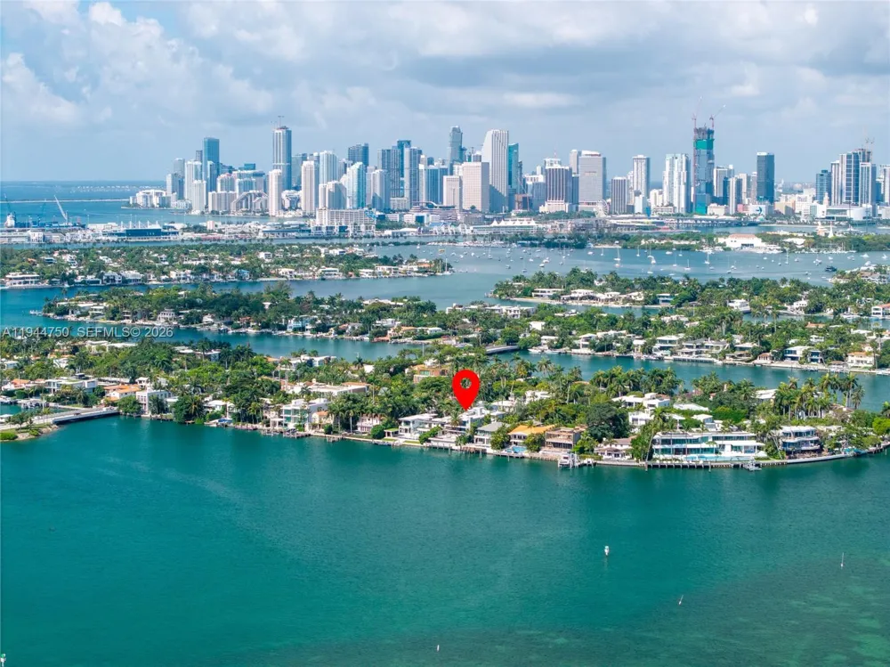 333 E Rivo Alto Dr Miami Beach, FL 33139