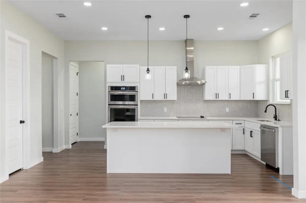 118 Gunner Trail Early, TX 76802