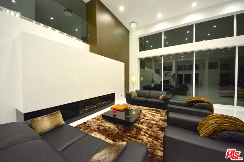 80 Saddlebow Road Bell Canyon, CA 91307