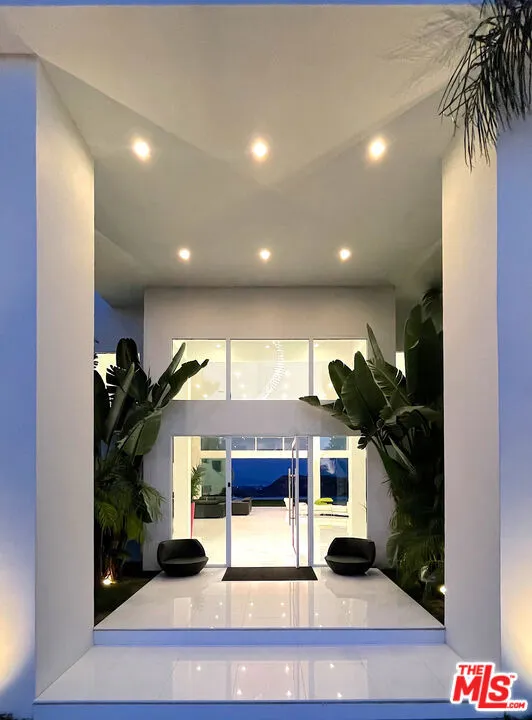 80 Saddlebow Road Bell Canyon, CA 91307
