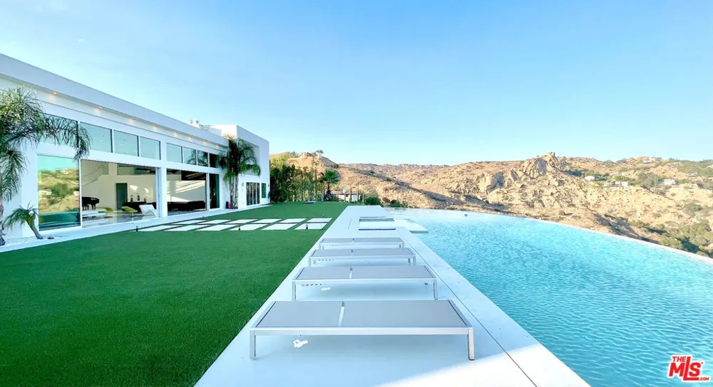 80 Saddlebow Road Bell Canyon, CA 91307