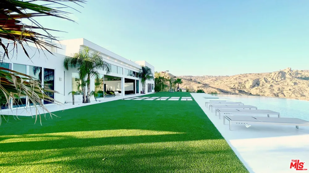 80 Saddlebow Road Bell Canyon, CA 91307