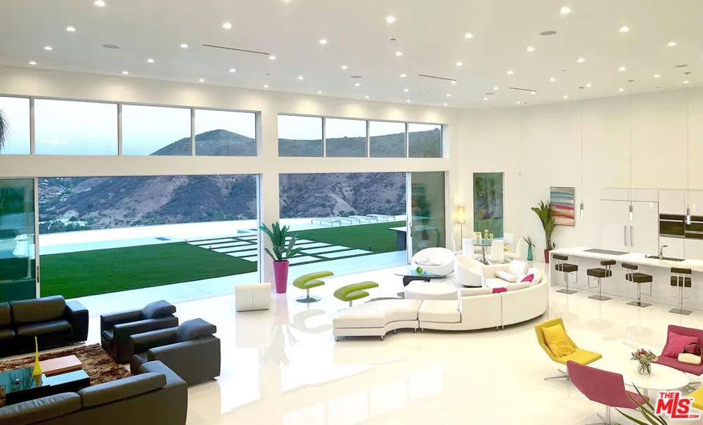 80 Saddlebow Road Bell Canyon, CA 91307