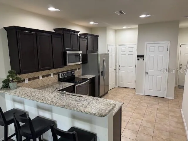 8723 TURNSTONE HAVEN PLACE Tampa, FL 33619