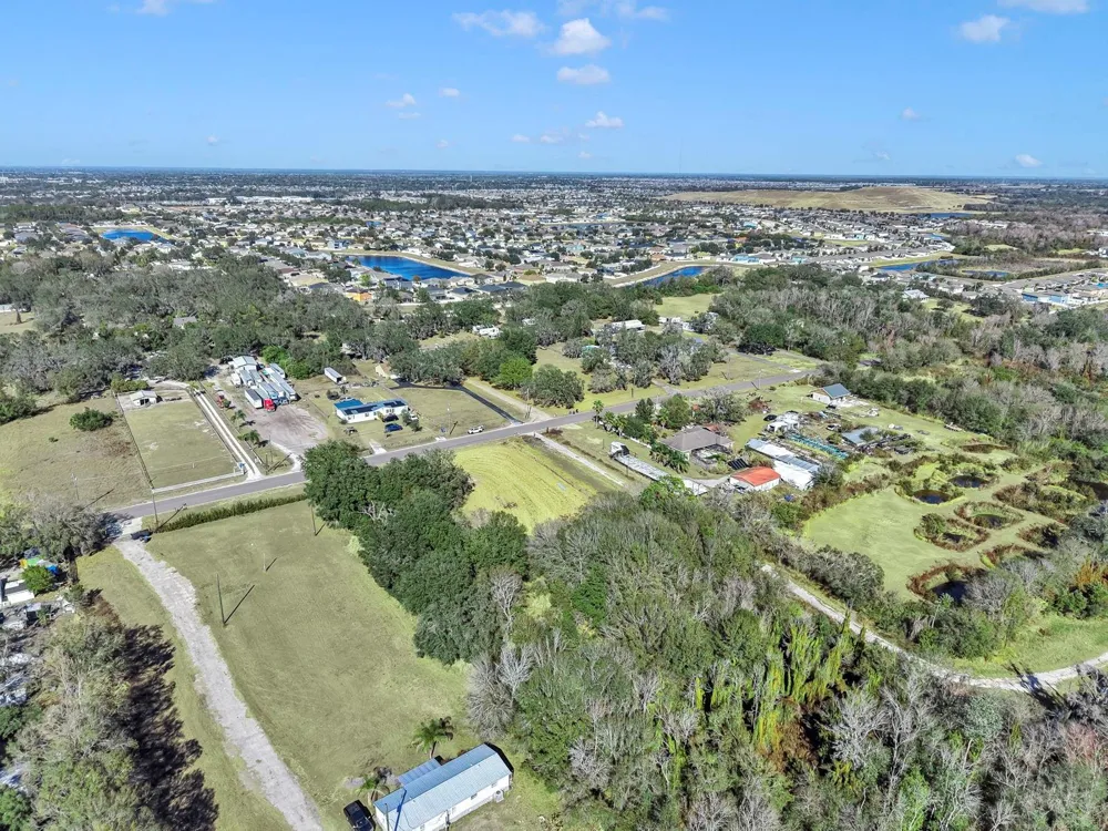 10611 SUMNER ROAD Wimauma, FL 33598