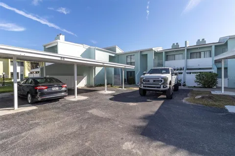 1 WINDRUSH BOULEVARD #87