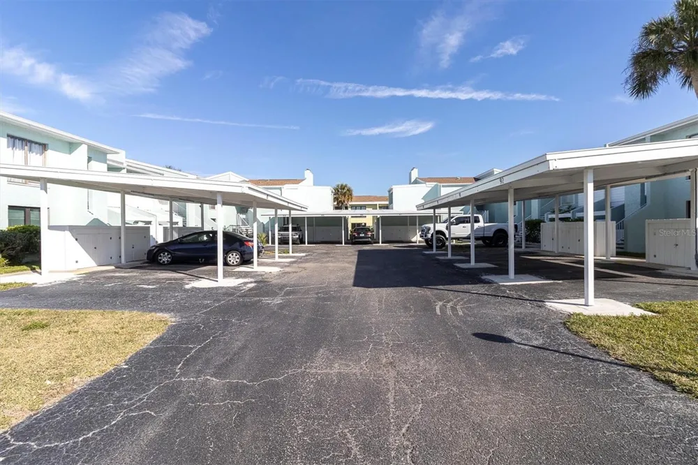 1 WINDRUSH BOULEVARD #87 Indian Rocks Beach, FL 33785