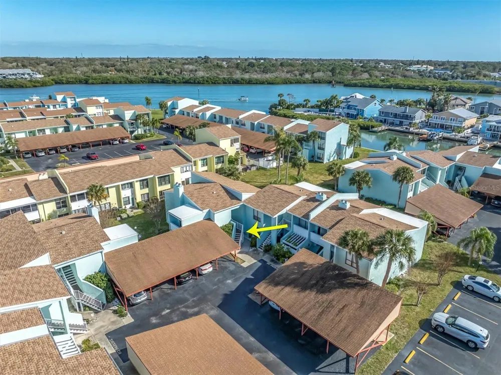 1 WINDRUSH BOULEVARD #87 Indian Rocks Beach, FL 33785