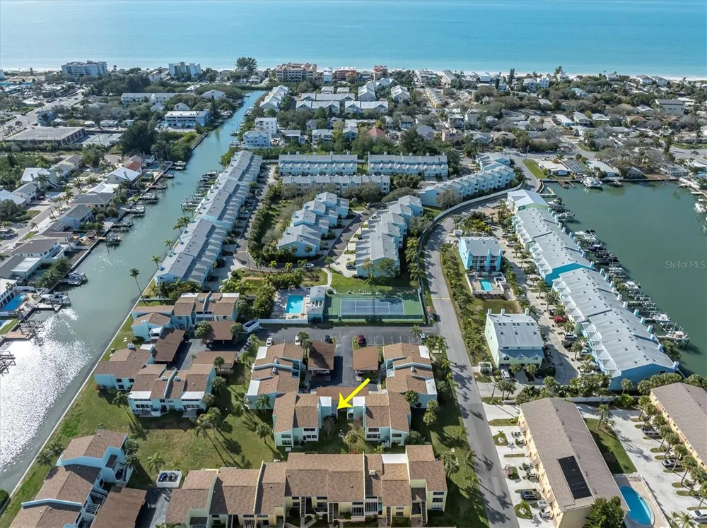 1 WINDRUSH BOULEVARD #87 Indian Rocks Beach, FL 33785