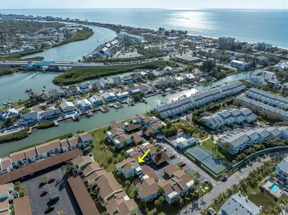 1 WINDRUSH BOULEVARD #87 Indian Rocks Beach, FL 33785
