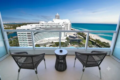 4391 Collins Ave #1703