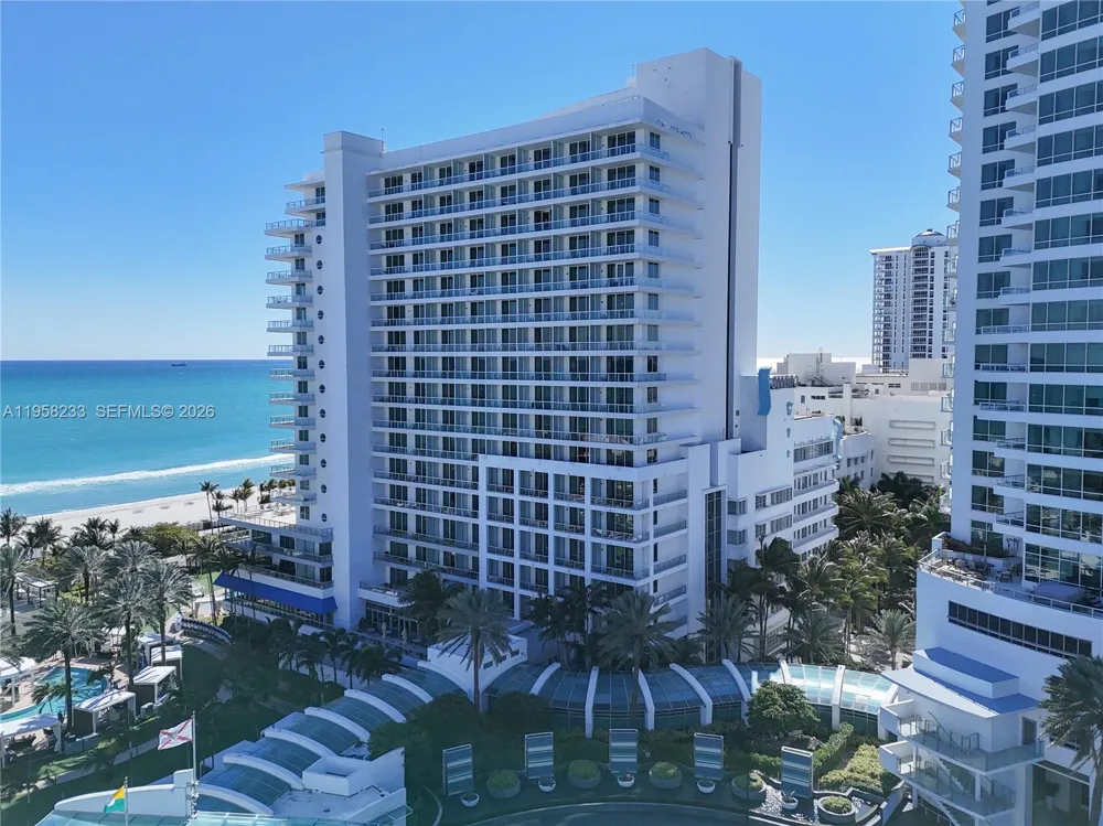 4391 Collins Ave #1703 Miami Beach, FL 33140