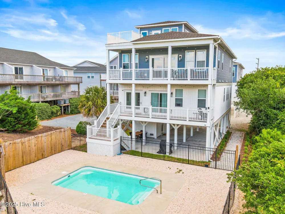 822 S Topsail Drive #B Surf City, NC 28445