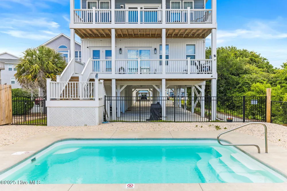 822 S Topsail Drive #B Surf City, NC 28445