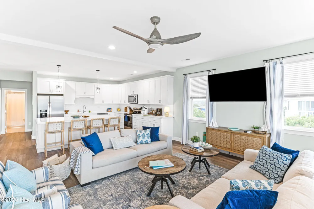 822 S Topsail Drive #B Surf City, NC 28445