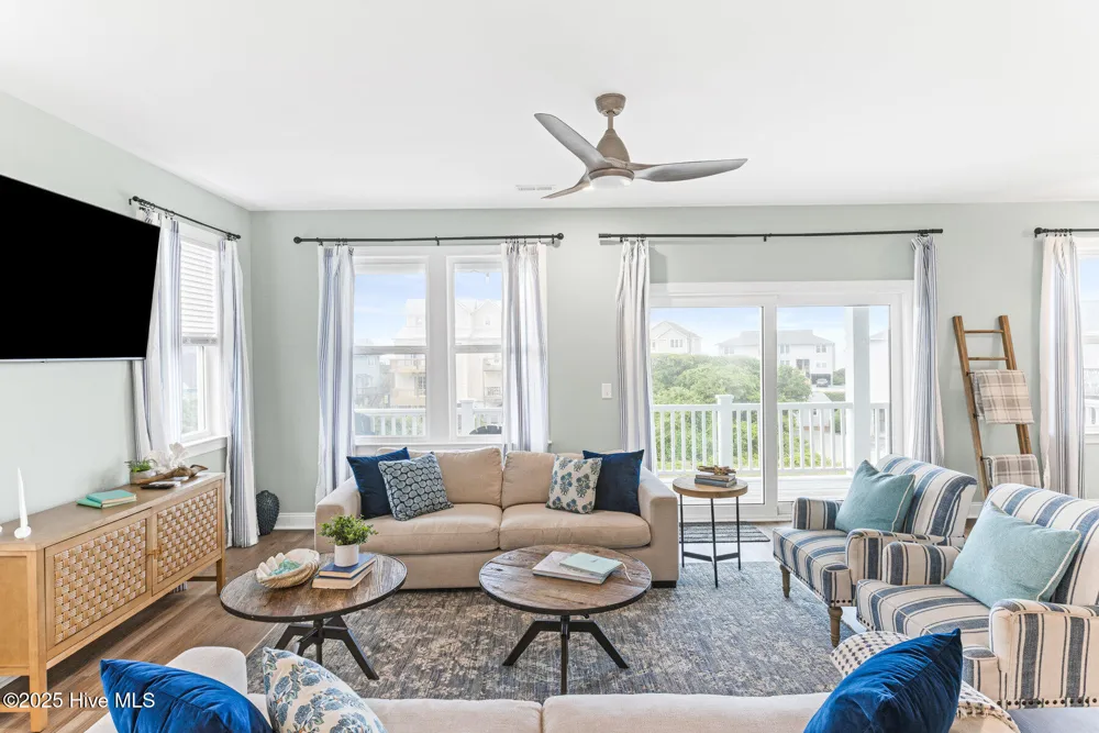 822 S Topsail Drive #B Surf City, NC 28445