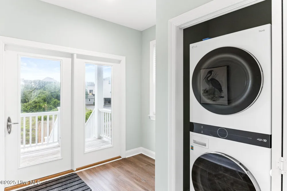 822 S Topsail Drive #B Surf City, NC 28445