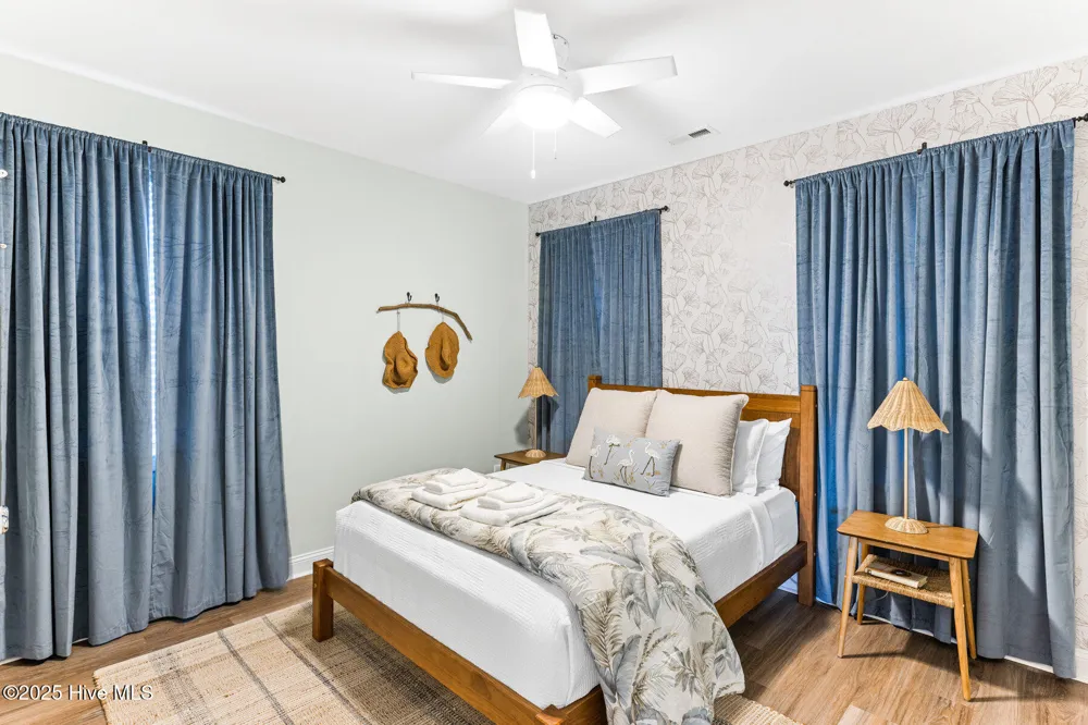 822 S Topsail Drive #B Surf City, NC 28445