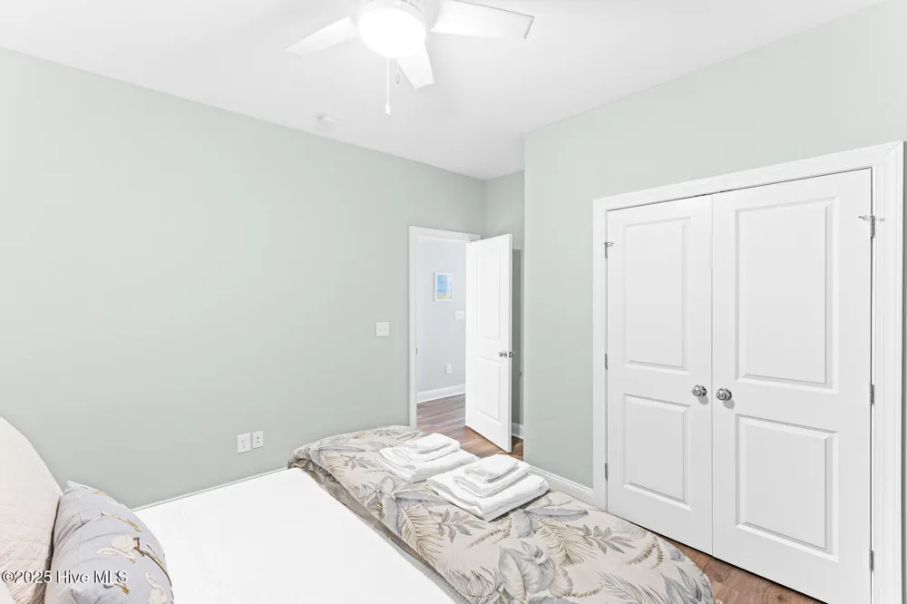 822 S Topsail Drive #B Surf City, NC 28445